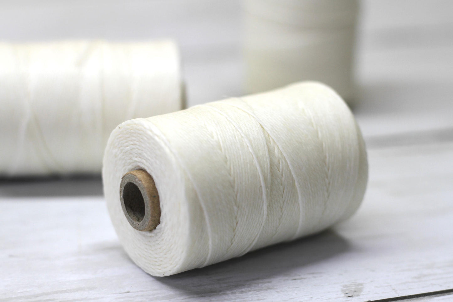 Natural 18/3, Irish Waxed Linen Thread 3 ply, 10m, spool