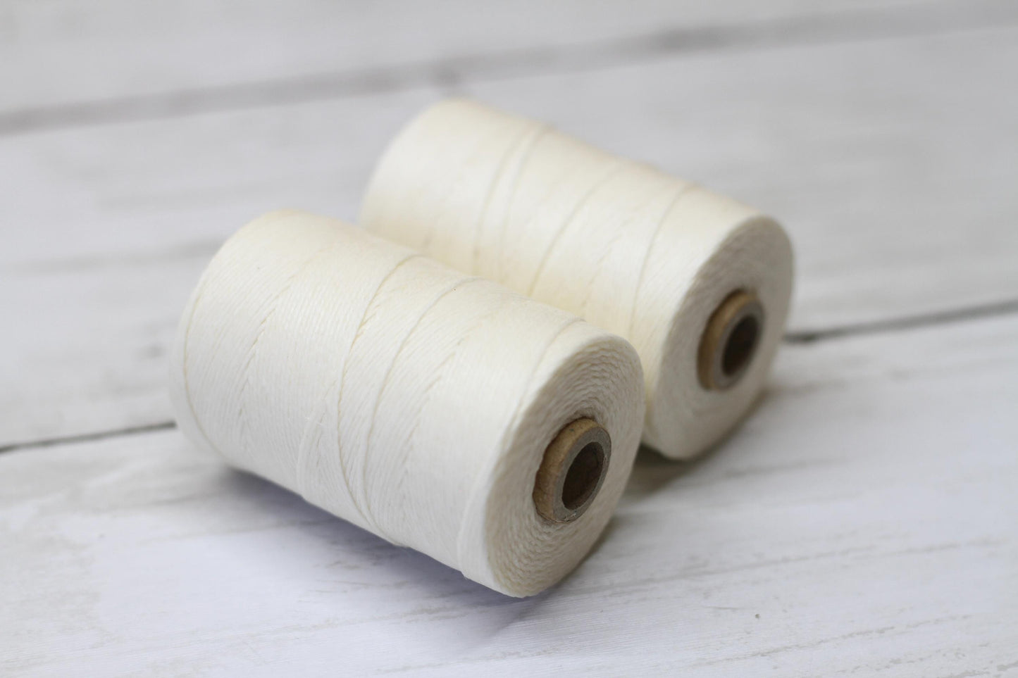 Natural 18/3, Irish Waxed Linen Thread 3 ply, 10m, spool