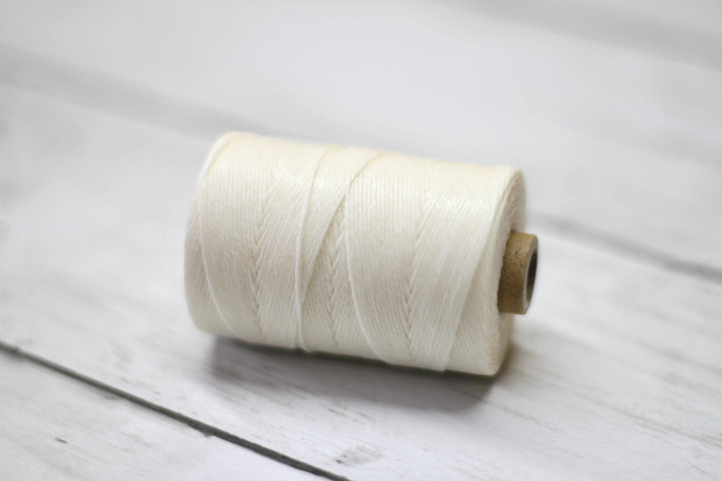Natural 18/3, Irish Waxed Linen Thread 3 ply, 10m, spool