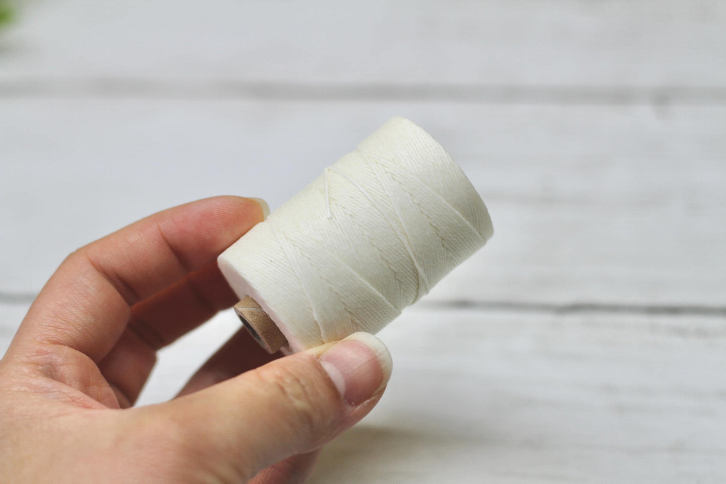 Natural 18/3, Irish Waxed Linen Thread 3 ply, 10m, spool