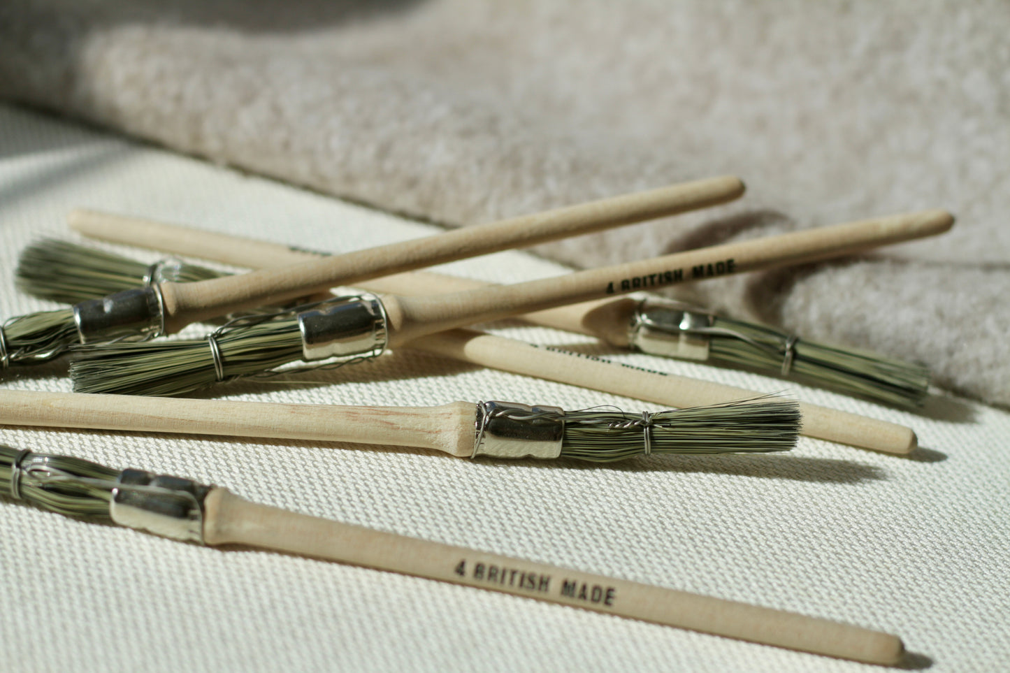 Bridled Glue Brush Synthetic - bookbinding, conservation