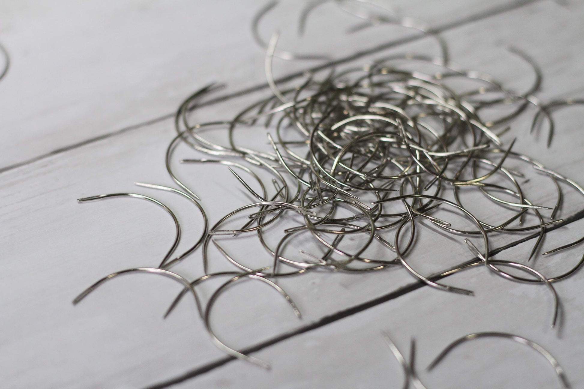 2" Curved Needles, Pack of 5 | Bookbinding, leather, paper, crafts sewing needles