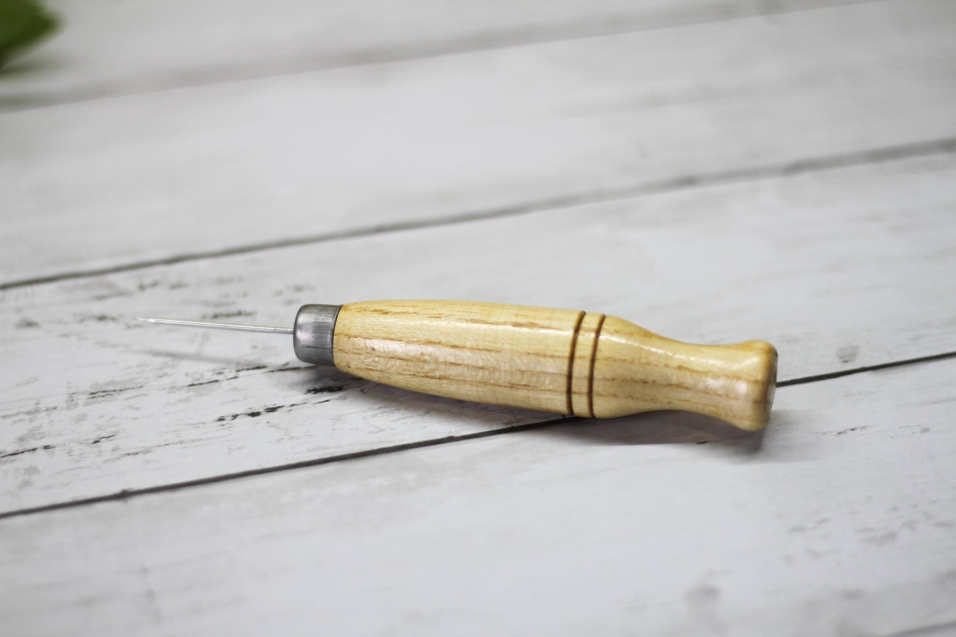 Bookbinders Awl | Bookbinding, leather, paper, crafts Piercing Tools