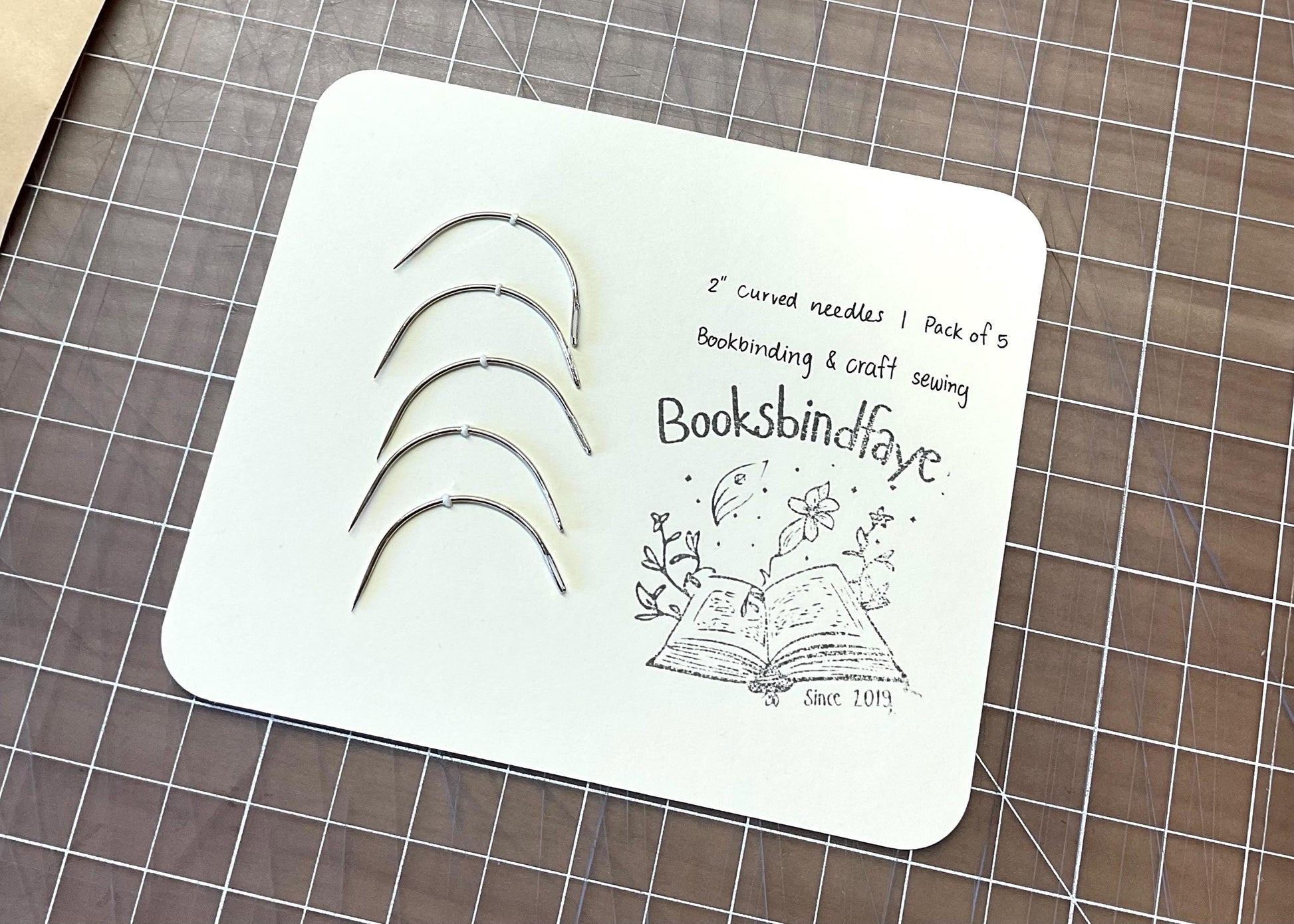 2" Curved Needles, Pack of 5 | Bookbinding, leather, paper, crafts sewing needles